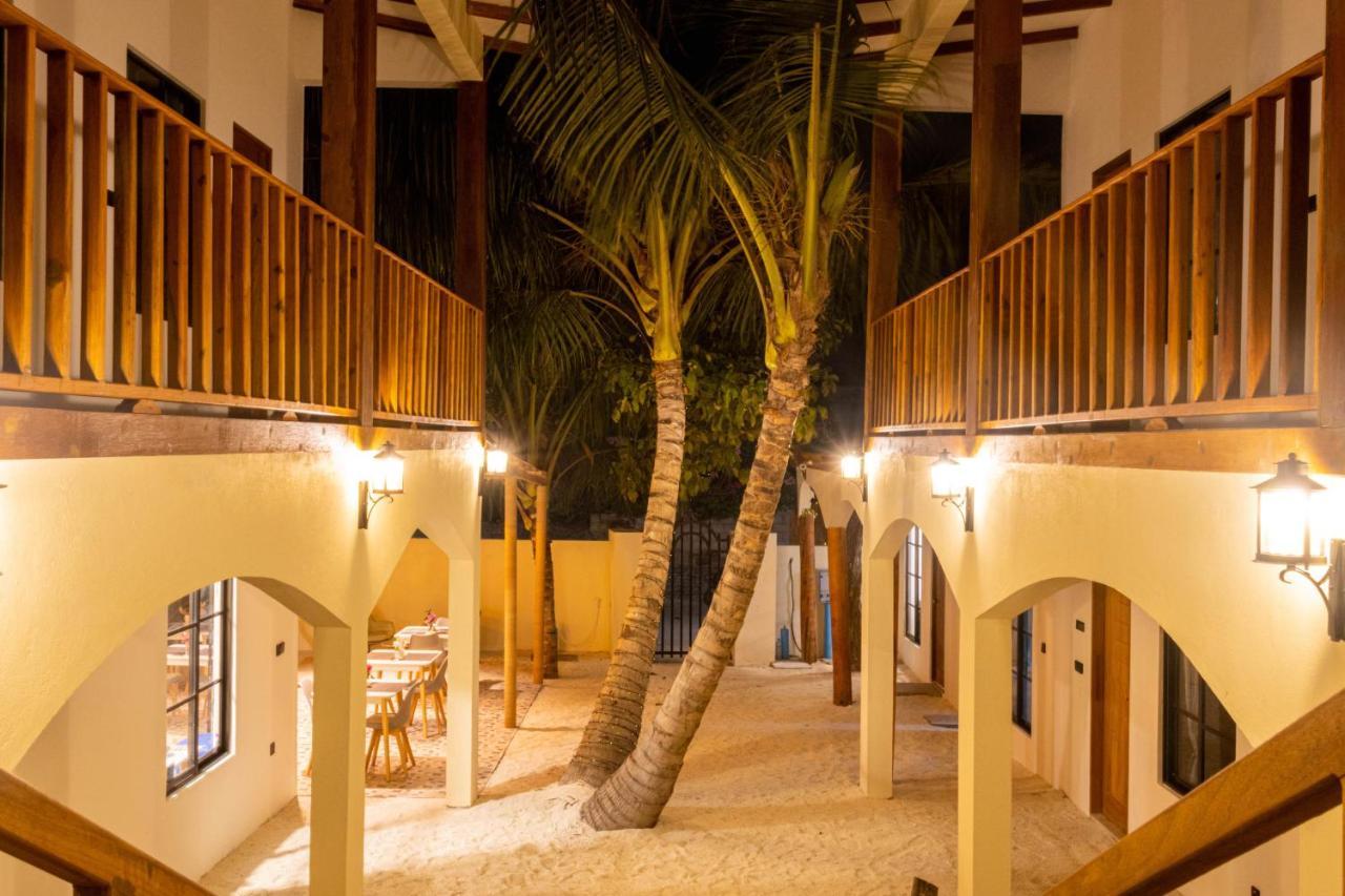 Ahiva Village Fulhadhoo Exteriör bild