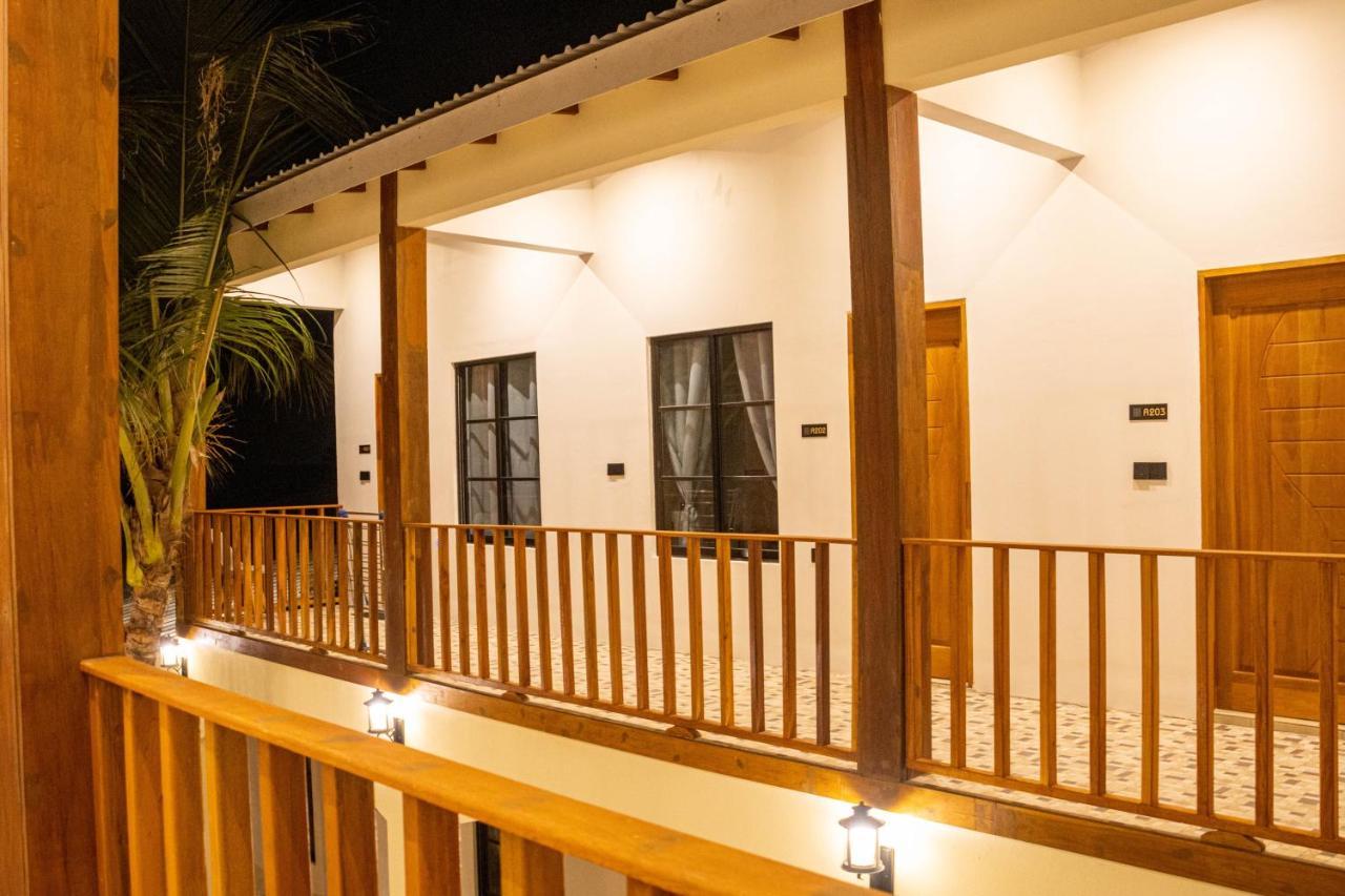 Ahiva Village Fulhadhoo Exteriör bild